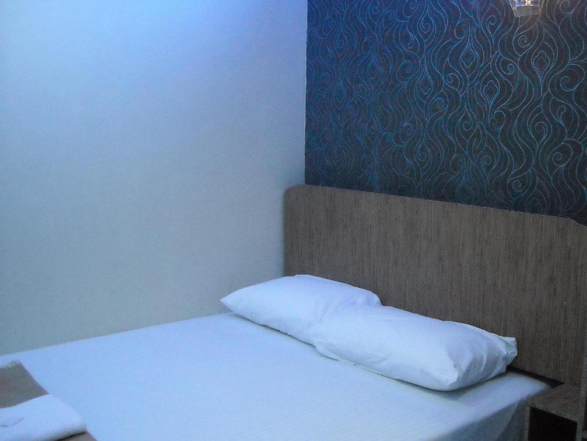 Nilai H2 Hotel Buitenkant foto
